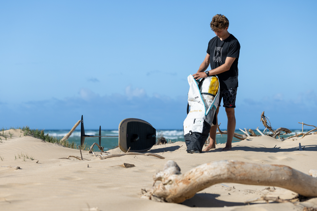 42260-3535_FinnSpencer_SkyStyleSLS26_UnitSLSConceptBlue26_Maui_Duotone_by-TobyBromwich-0729 42260-3535_FinnSpencer_SkyStyleSLS26_UnitSLSConceptBlue26_Maui_Duotone_by-TobyBromwich-0729