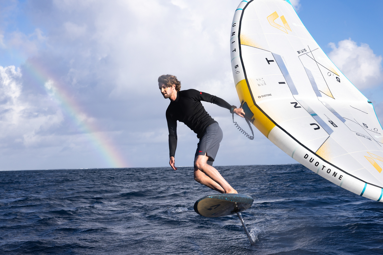 42260-3535_JeffreySpencer_SkybridSLS26_UnitSLSConceptBlue26_Tahiti_Duotone_by-BenThouard_BT51867 42260-3535_JeffreySpencer_SkybridSLS26_UnitSLSConceptBlue26_Tahiti_Duotone_by-BenThouard_BT51867