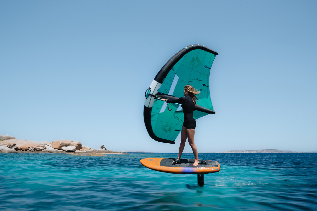 42260-3604_ZoeSchoenwetter_SkyFree26_Unit26_Sardinia_Duotone_by-ChiaraSoccinDSC02988 42260-3604_ZoeSchoenwetter_SkyFree26_Unit26_Sardinia_Duotone_by-ChiaraSoccinDSC02988