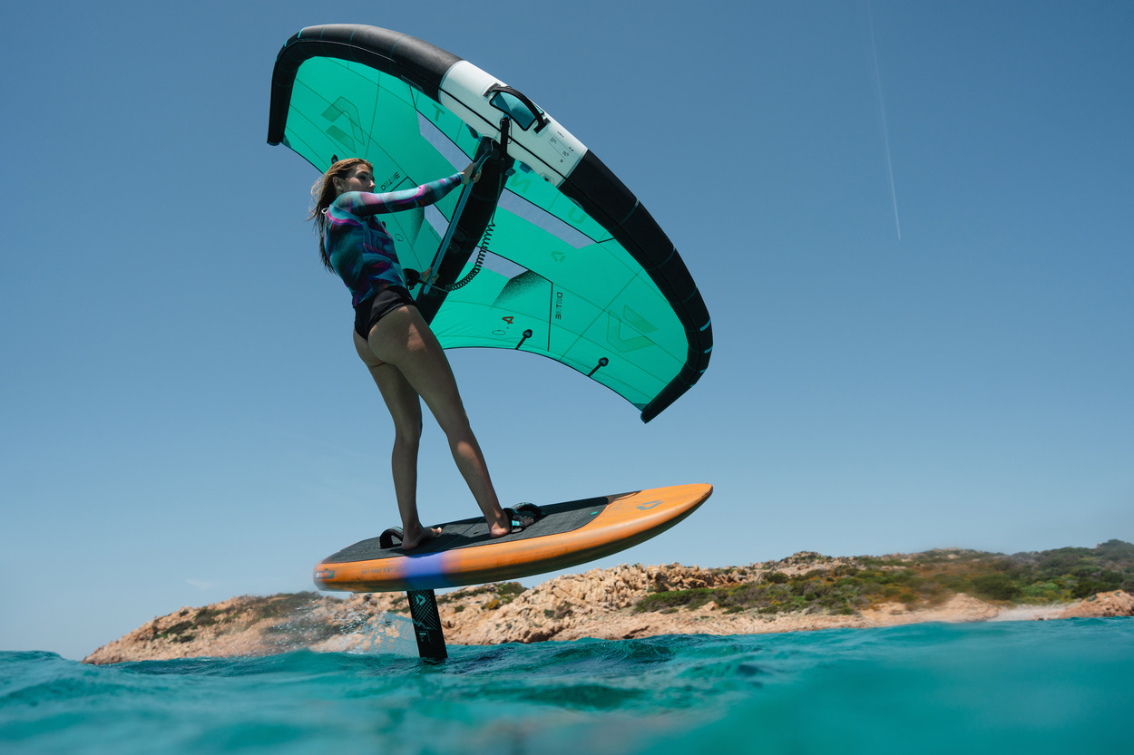 42260-3604_ZoeSchoenwetter_SkyFree26_Unit26_Sardinia_Duotone_by-ChiaraSoccinDSC08105 42260-3604_ZoeSchoenwetter_SkyFree26_Unit26_Sardinia_Duotone_by-ChiaraSoccinDSC08105