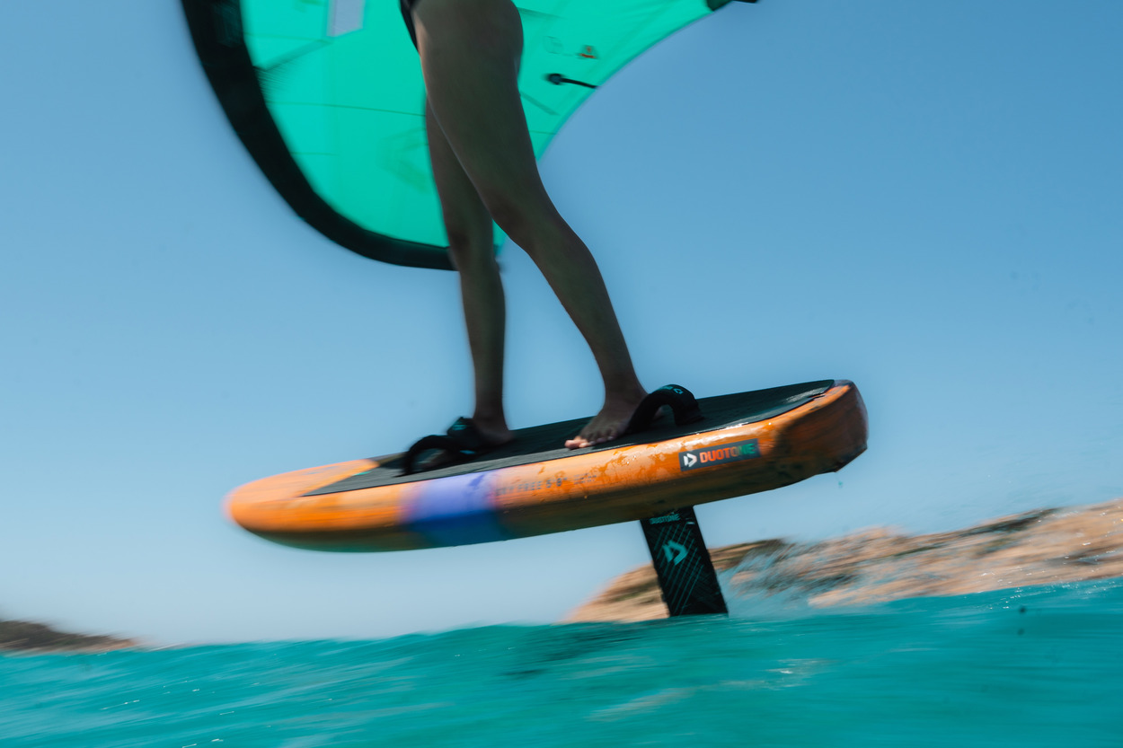 42260-3604_ZoeSchoenwetter_SkyFree26_Unit26_Sardinia_Duotone_by-ChiaraSoccinDSC08885 42260-3604_ZoeSchoenwetter_SkyFree26_Unit26_Sardinia_Duotone_by-ChiaraSoccinDSC08885